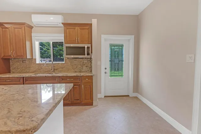 $959,000 | 4500 Southwest 25th Terrace, Fort Lauderdale, FL 33312