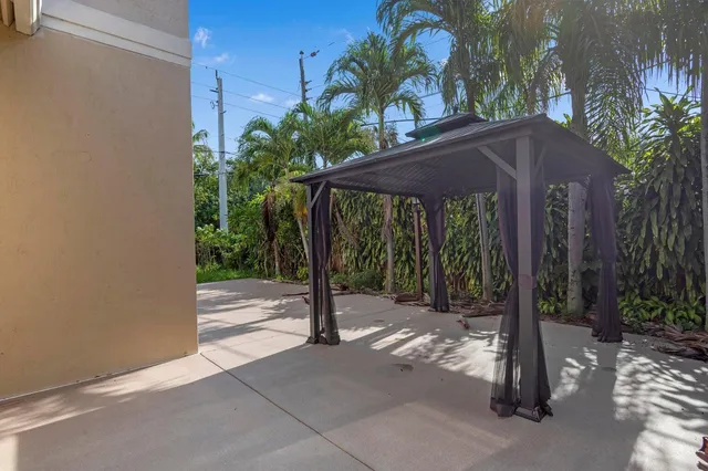 $959,000 | 4500 Southwest 25th Terrace, Fort Lauderdale, FL 33312