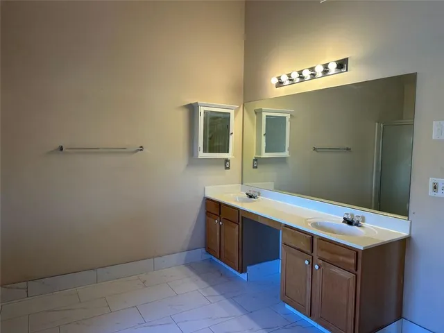 $599,999 | 222 Black Birch Pass, Lilburn, GA 30047