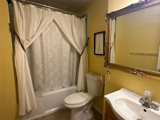 $599,999 | 222 Black Birch Pass, Lilburn, GA 30047