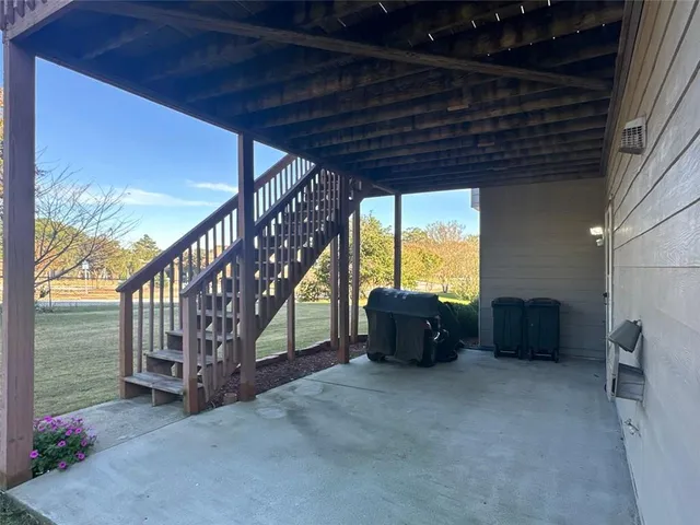 $599,999 | 222 Black Birch Pass, Lilburn, GA 30047