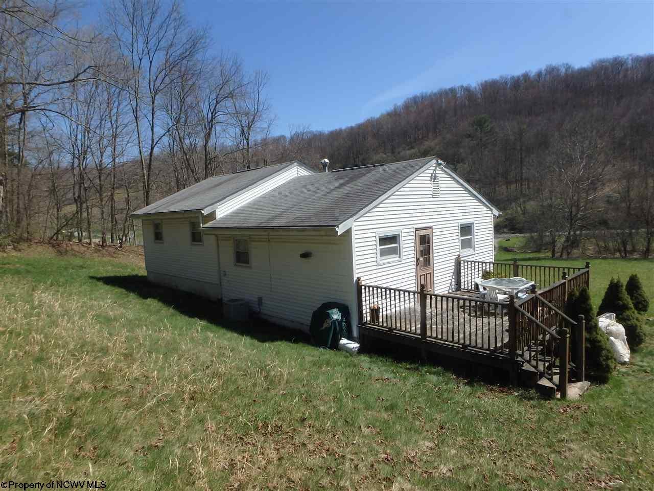 457 Mods Run Road Mannington, WV 26582 - Photo 2 of 11 Gallery Image 2