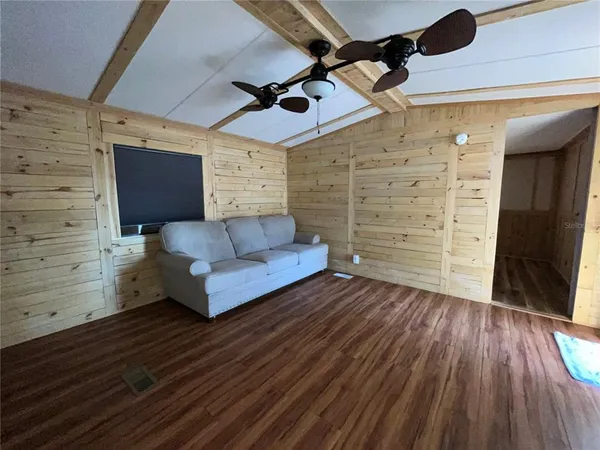 $99,900 | 124 West Parker Avenue, Bushnell, FL 33513