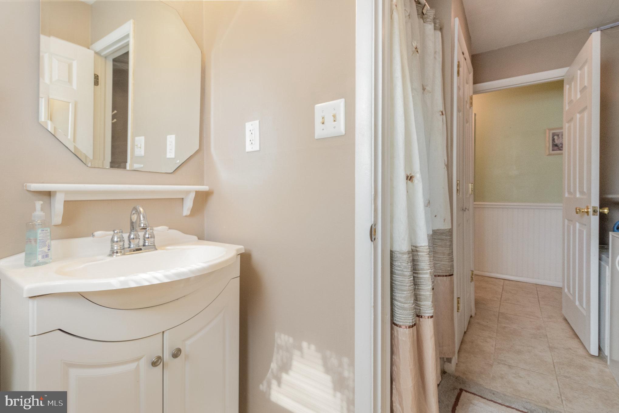 277 West Ridge Street Carlisle, PA 17013 - Photo 11 of 32 Gallery Image 11