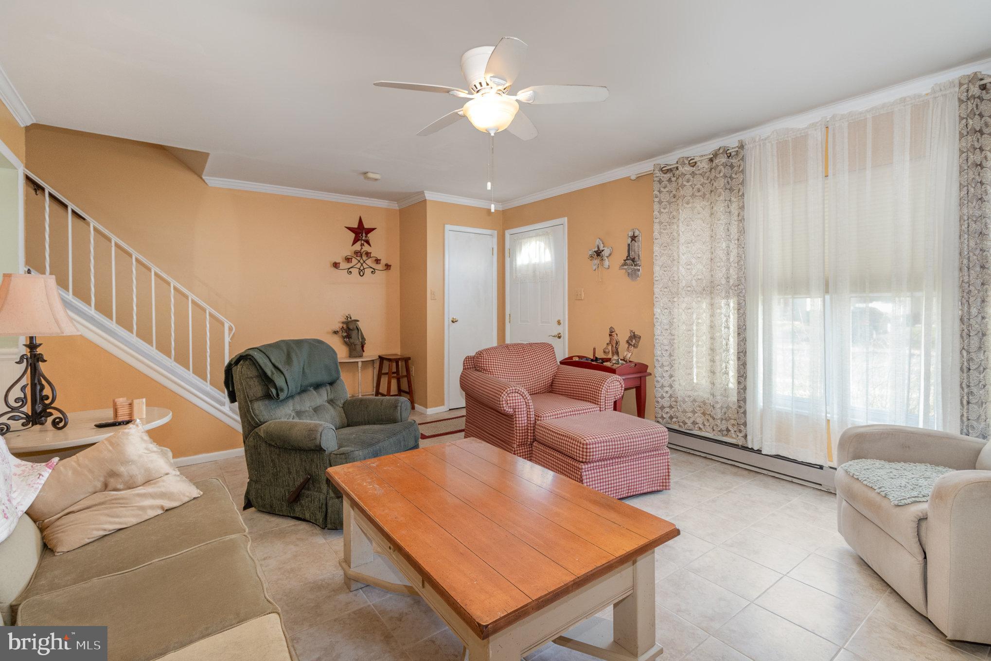 277 West Ridge Street Carlisle, PA 17013 - Photo 4 of 32 Gallery Image 4