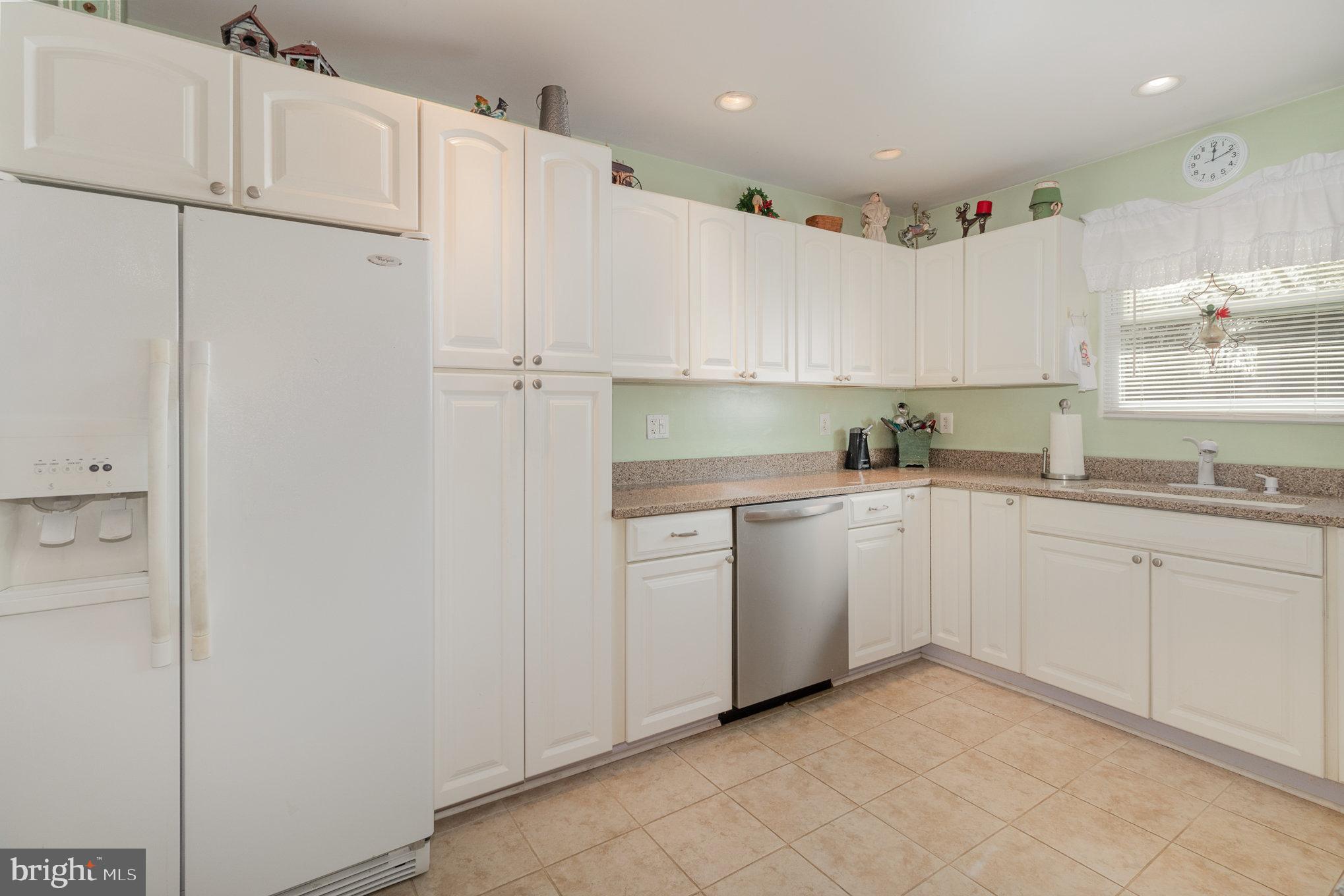 277 West Ridge Street Carlisle, PA 17013 - Photo 7 of 32 Gallery Image 7