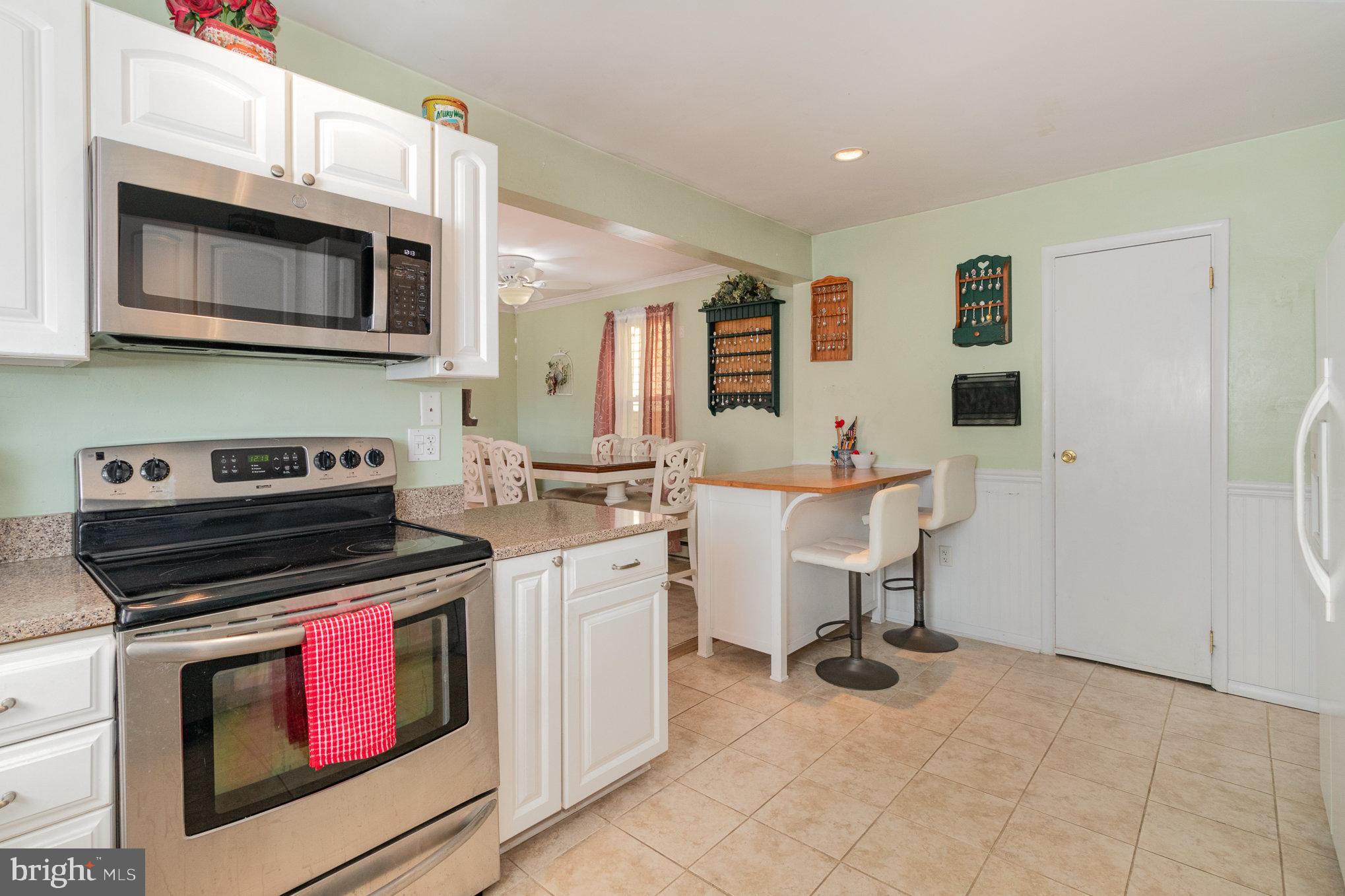 277 West Ridge Street Carlisle, PA 17013 - Photo 8 of 32 Gallery Image 8