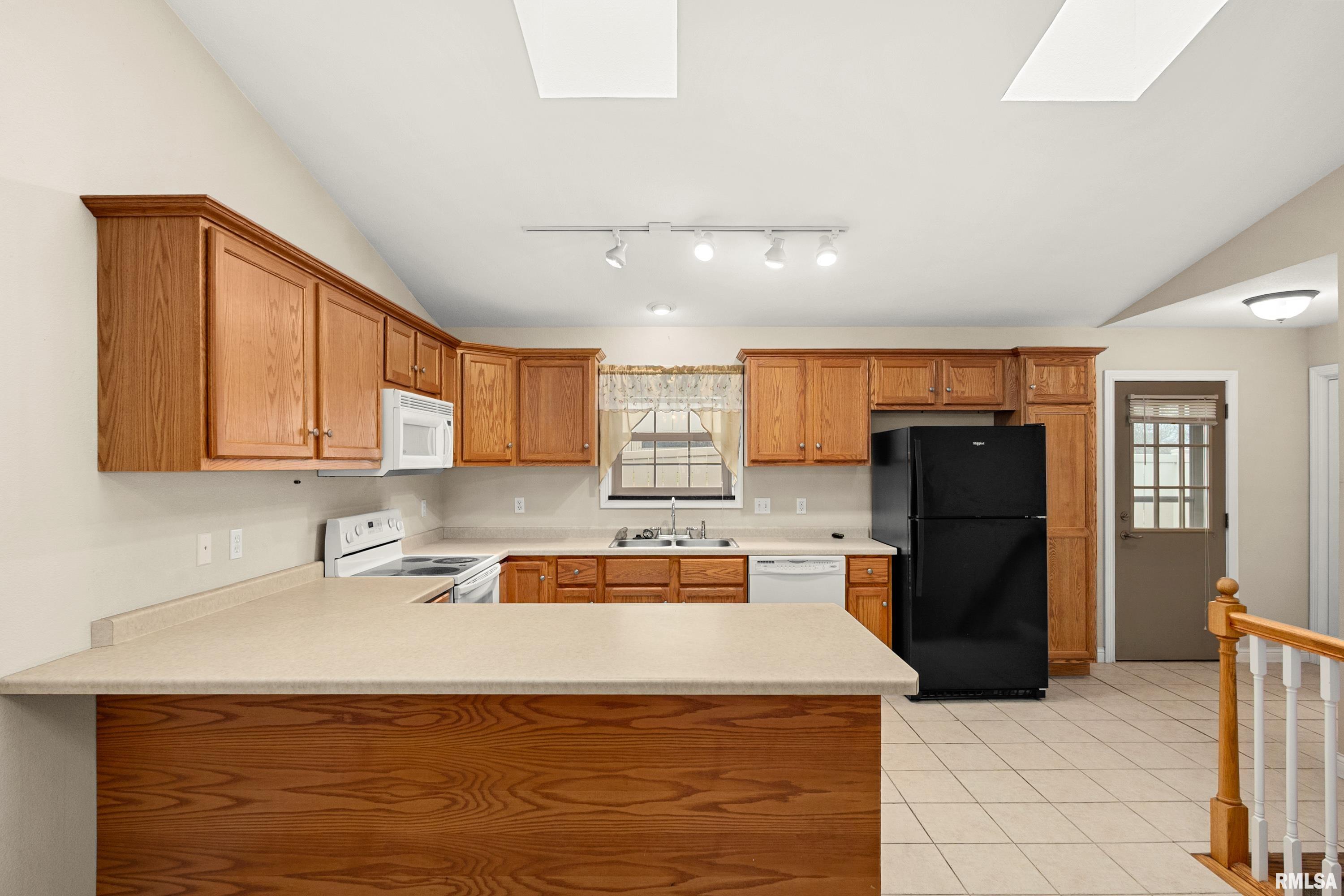 642 North Third Avenue, Unit 7 Morton, IL 61550 - Photo 13 of 30