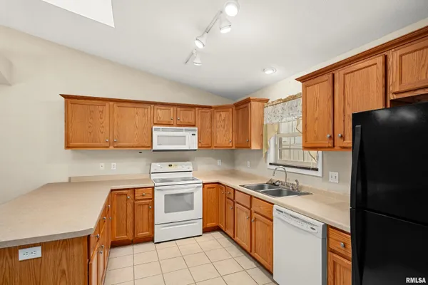 $150,000 | 642 North Third Avenue, Unit 7, Morton, IL 61550