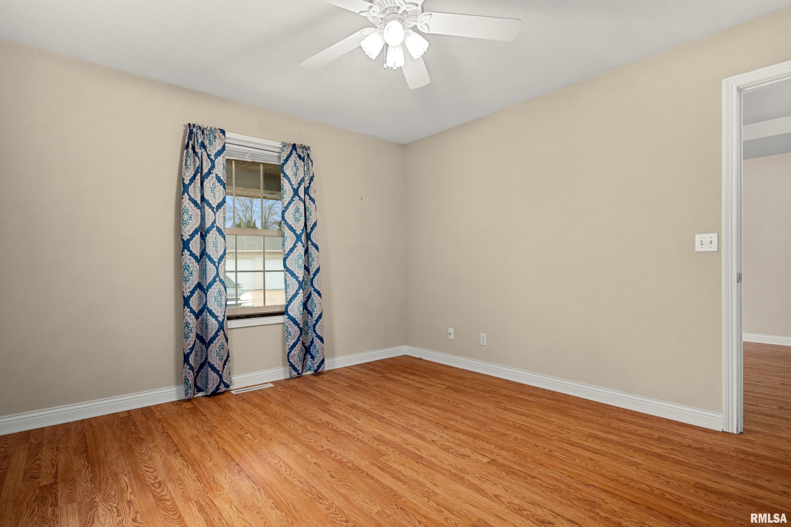 642 North Third Avenue, Unit 7 Morton, IL 61550 - Photo 19 of 30