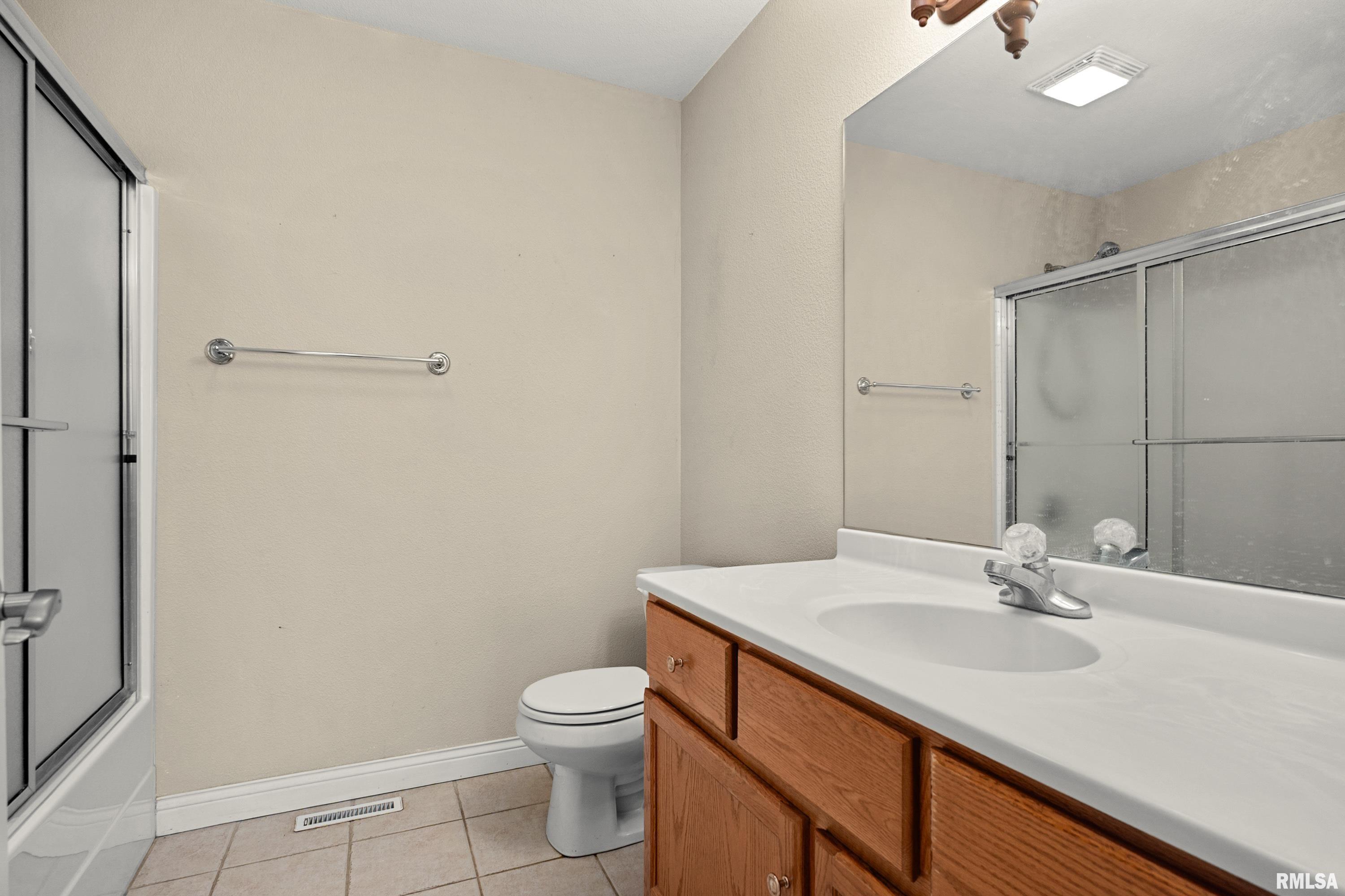 642 North Third Avenue, Unit 7 Morton, IL 61550 - Photo 21 of 30