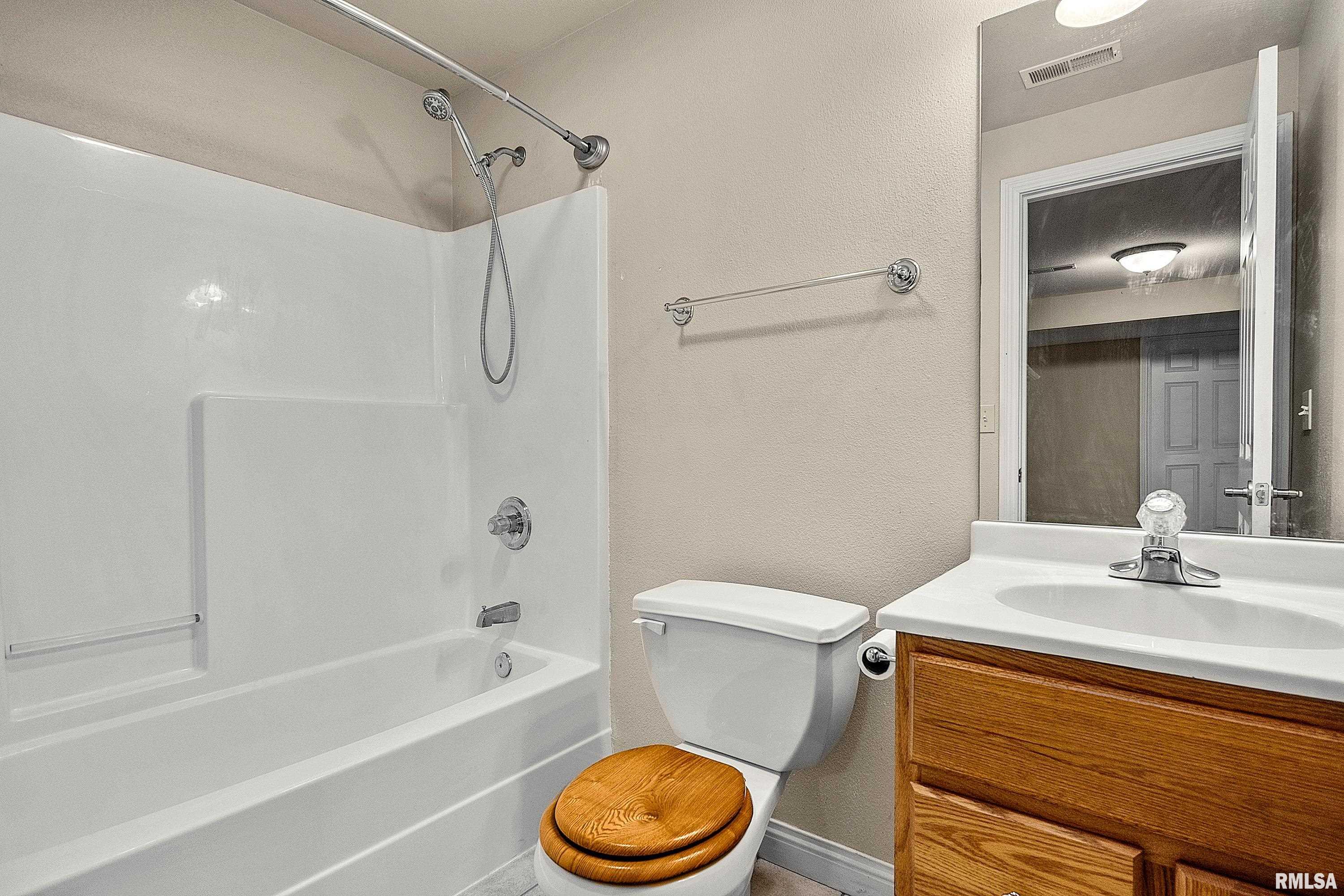 642 North Third Avenue, Unit 7 Morton, IL 61550 - Photo 29 of 30