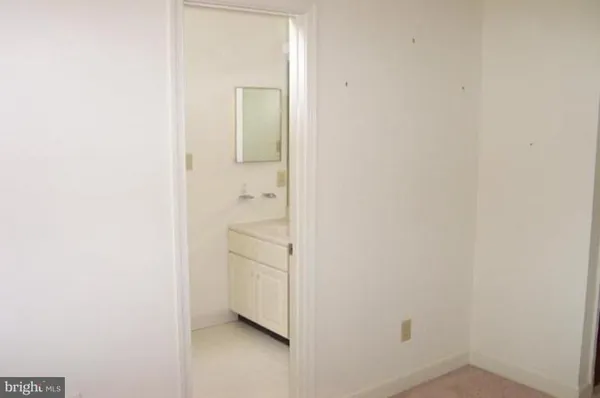 $4,995 | 9405 Locust Hill Road, Bethesda, MD 20814