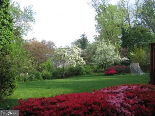 $4,995 | 9405 Locust Hill Road, Bethesda, MD 20814