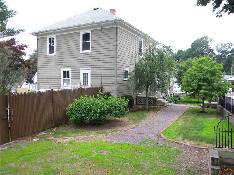 43 Hazard Street Coventry, RI 02816 - Photo 5 of 19 Yard/Garden.