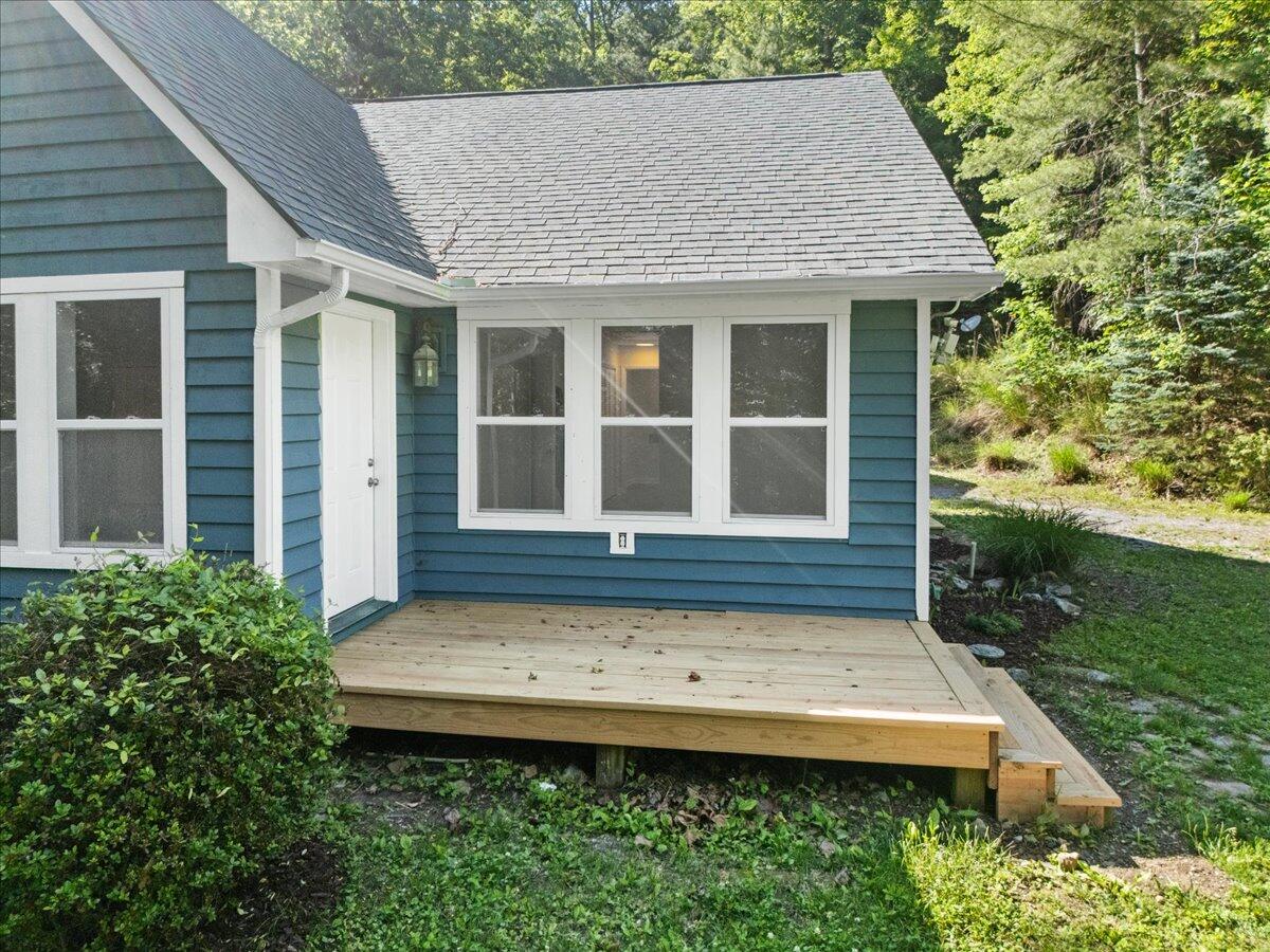 56 Craig Woods Road New Castle, VA 24127 - Photo 4 of 70 06-1000037066