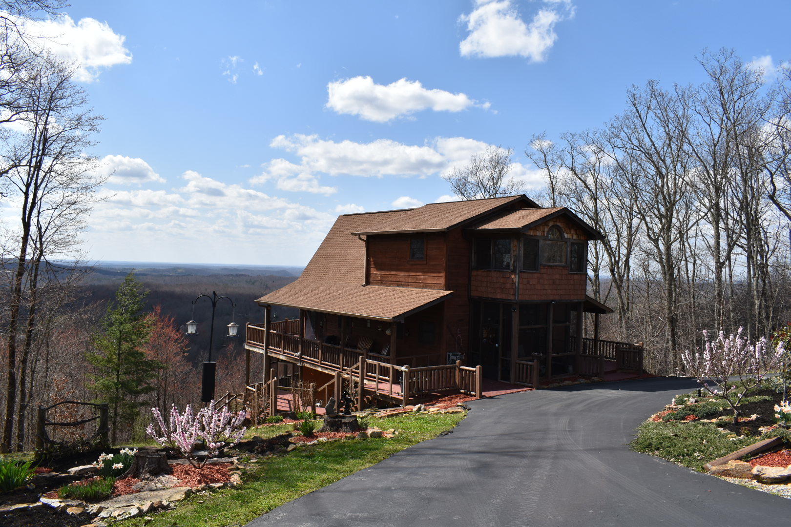 541 Shug Mtn Road Oneida, TN 37841 - Photo 2 of 35 DSC_0173