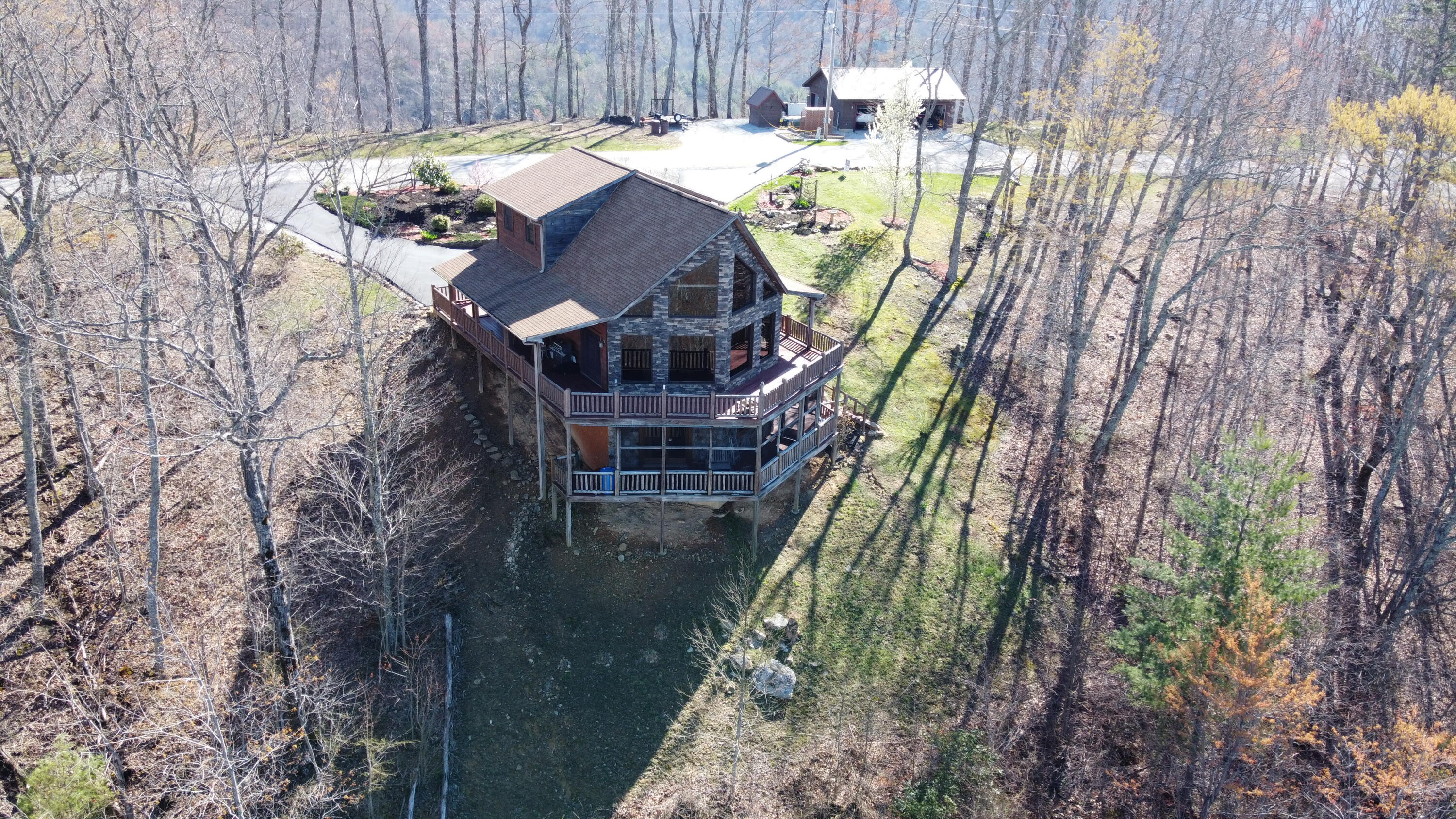 541 Shug Mtn Road Oneida, TN 37841 - Photo 11 of 35 DJI_0791