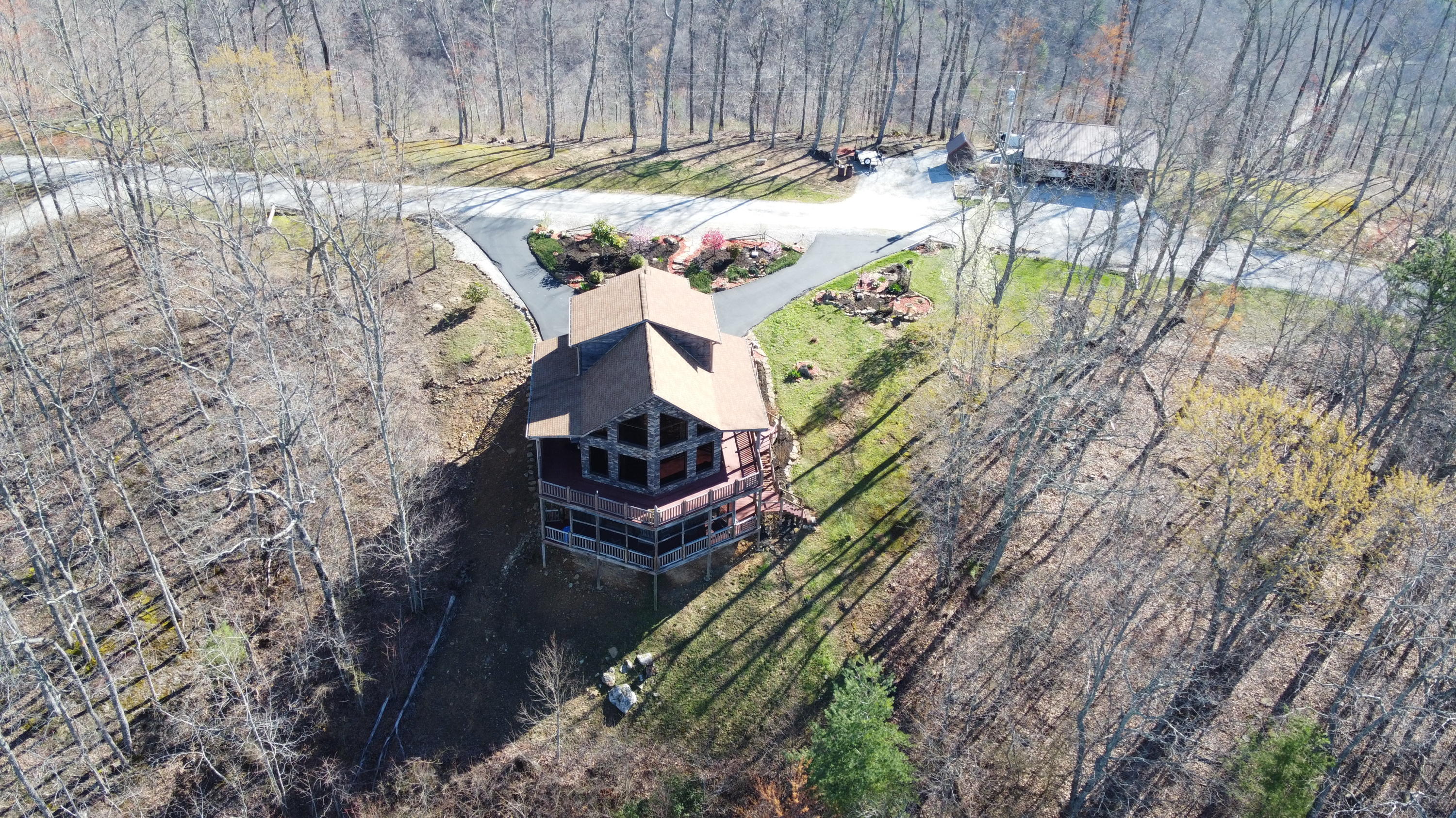 541 Shug Mtn Road Oneida, TN 37841 - Photo 17 of 35 DJI_0778