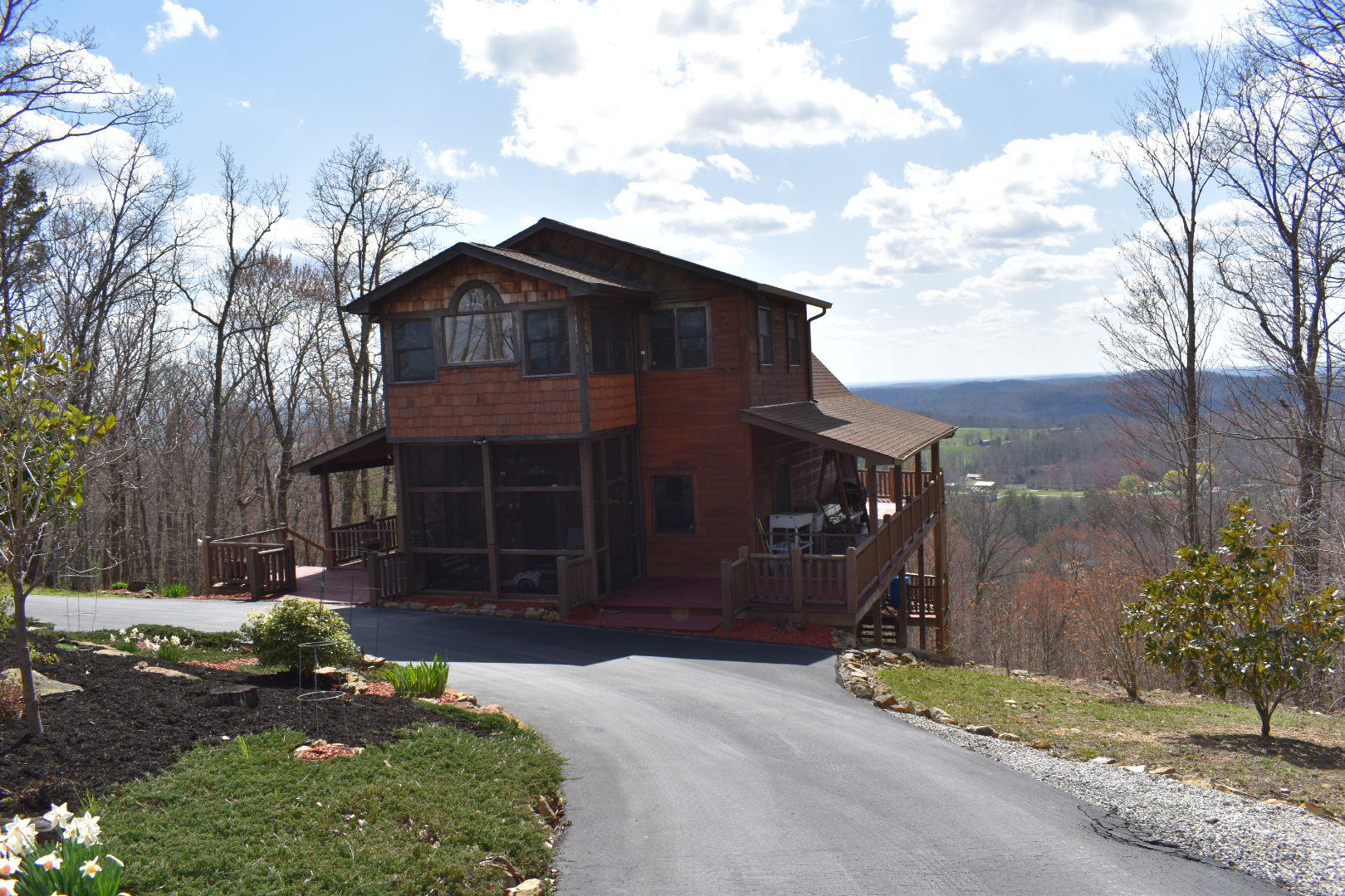 541 Shug Mtn Road Oneida, TN 37841 - Photo 3 of 35 DSC_0177