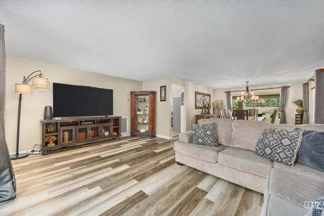 $640,000 | Undisclosed Address, Bakersfield, CA 93309