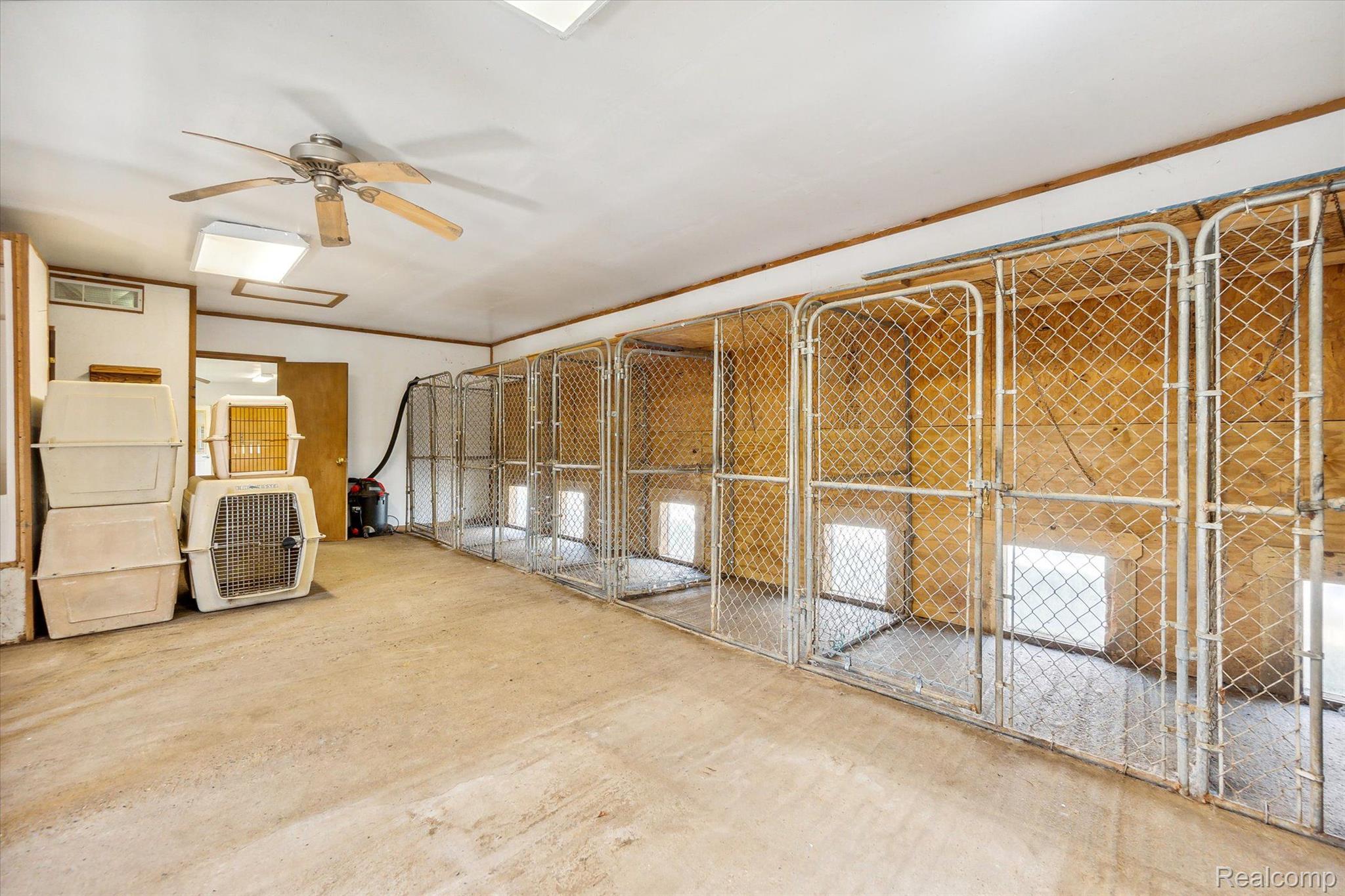 18900 Bradley Road Gregory, MI 48137 - Photo 31 of 56 Kennel