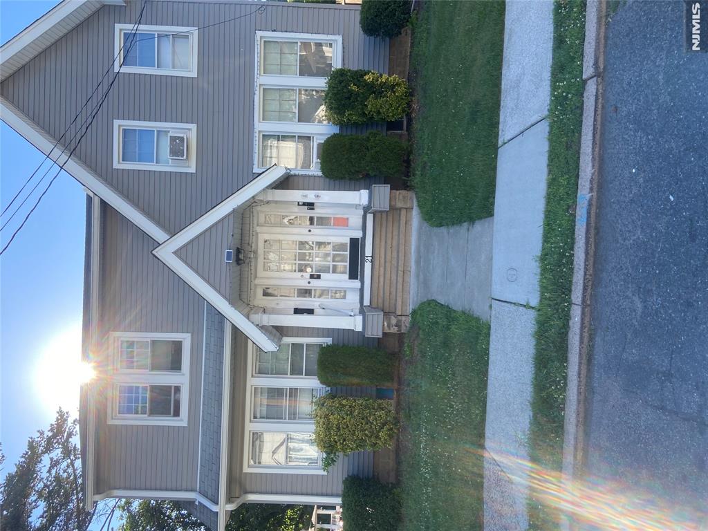 21 Haring Street Bergenfield, NJ 07621 - Photo 2 of 3