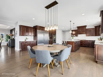 $875,000 | 21580 Skyway Drive, Mokena, IL 60448