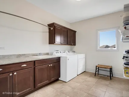 $875,000 | 21580 Skyway Drive, Mokena, IL 60448