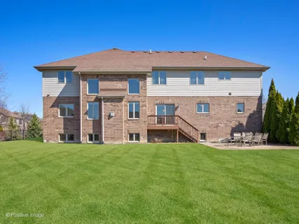 $875,000 | 21580 Skyway Drive, Mokena, IL 60448