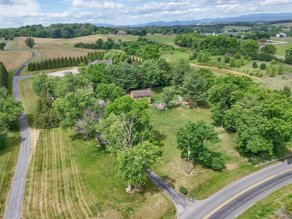 2251 Airport Road Bridgewater, VA 22812 - Photo 35 of 38