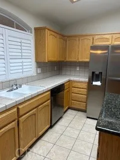 $440,000 | 220-220 South Double Tree Way, Madera, CA 93637