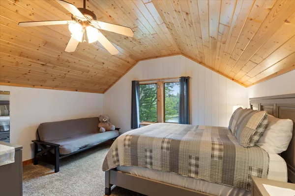 $1,195,000 | 38720 S Landing, Crosslake, MN 56442