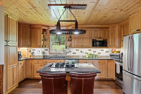 $1,195,000 | 38720 S Landing, Crosslake, MN 56442