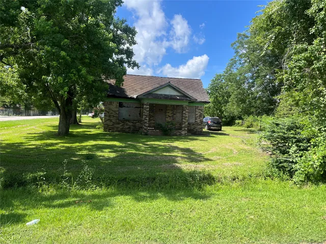 $162,990 | 629 Ezkiel Smith Street, Waller, TX 77484