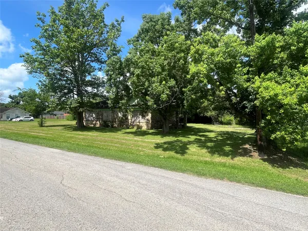 $162,990 | 629 Ezkiel Smith Street, Waller, TX 77484