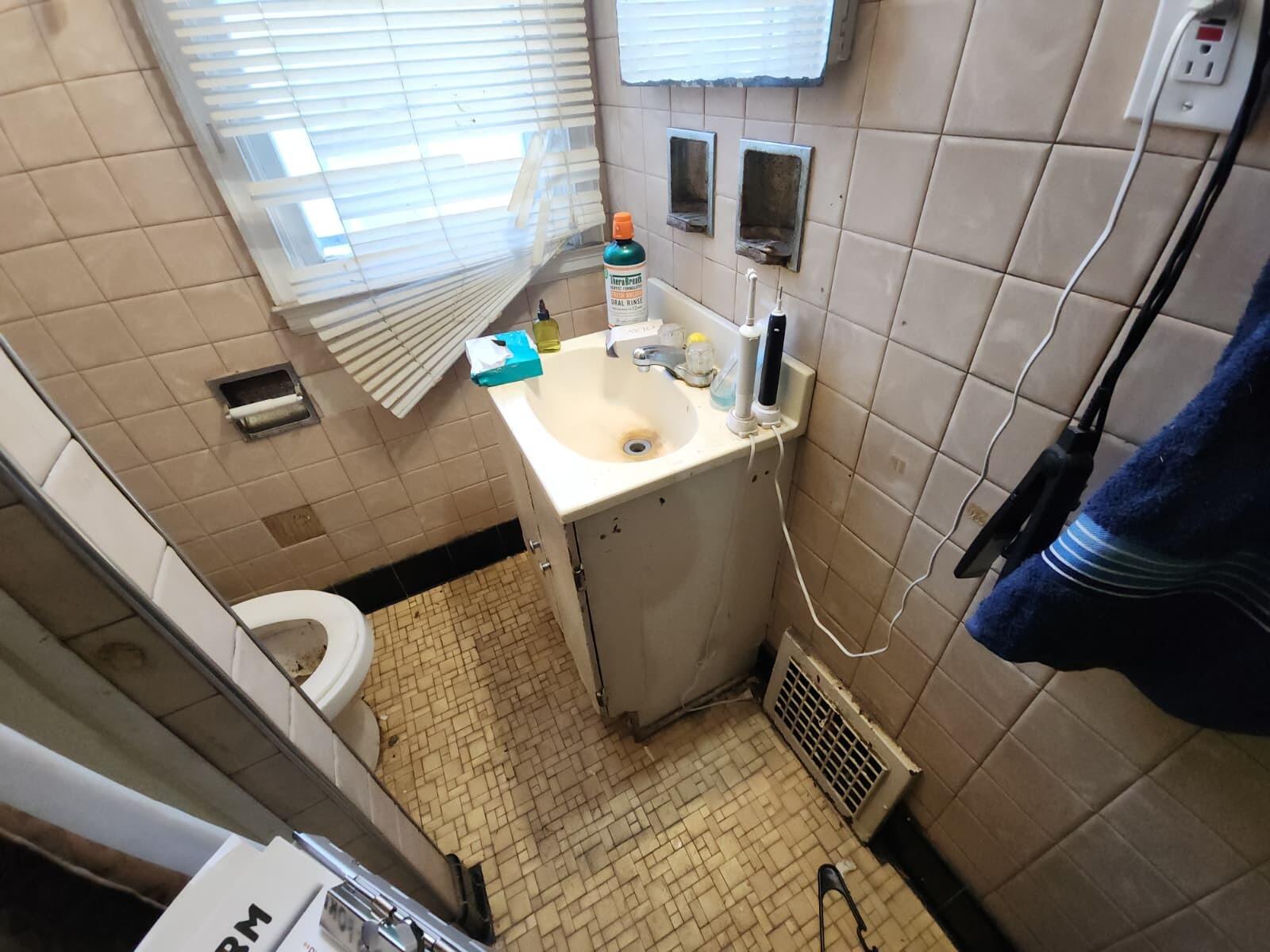 3974 North 28th Street Milwaukee, WI 53216 - Photo 12 of 17 Photo 12