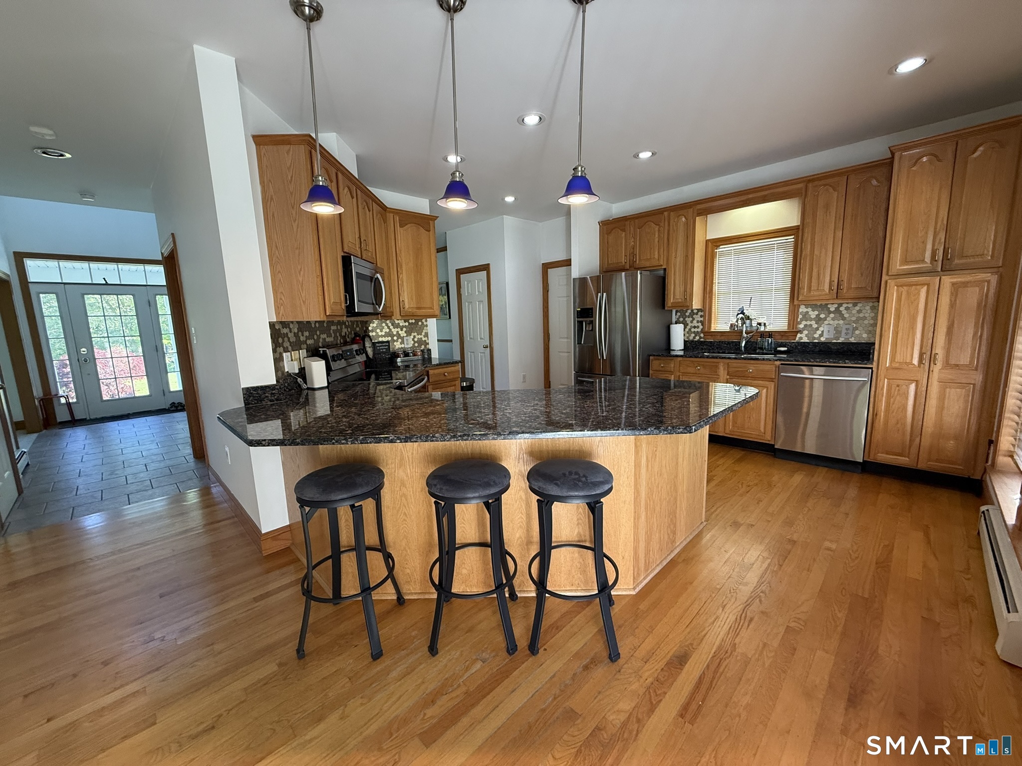219 Rogers Road Norwich, CT 06360 - Photo 4 of 33