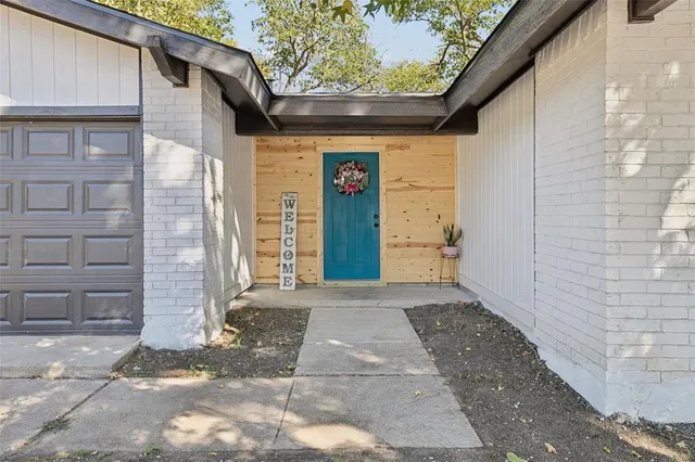 a view of entrance gate of a building