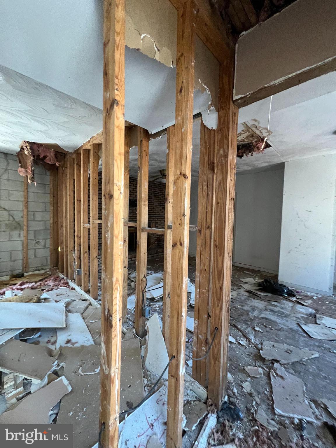 4530 Dix Street Northeast Washington, DC 20019 - Photo 14 of 23 a view of a walk in closet