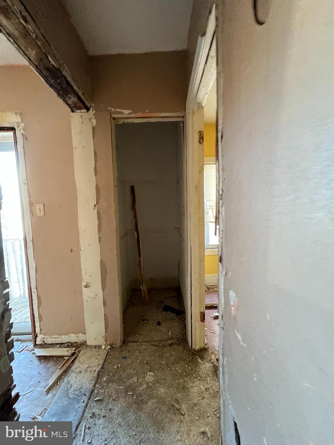 4530 Dix Street Northeast Washington, DC 20019 - Photo 8 of 23