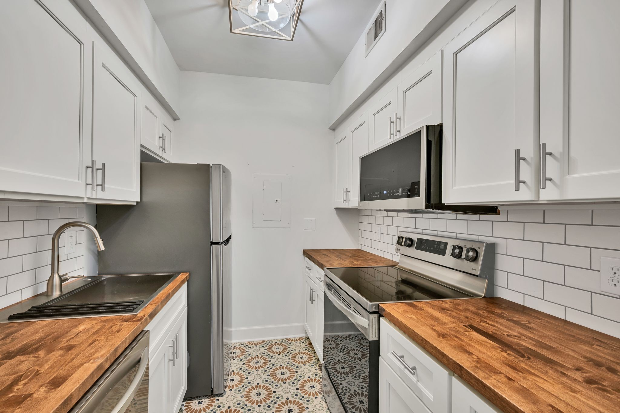 316 Sloan Road Nashville, TN 37209 - Photo 7 of 20