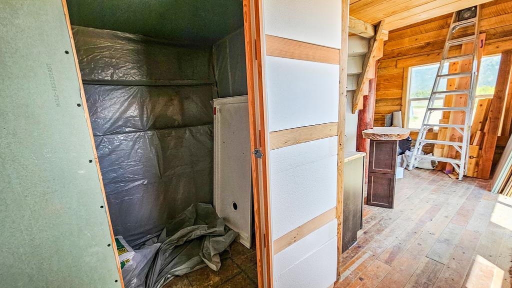 101 Sixty Lane Cascade, ID 83611 - Photo 15 of 52