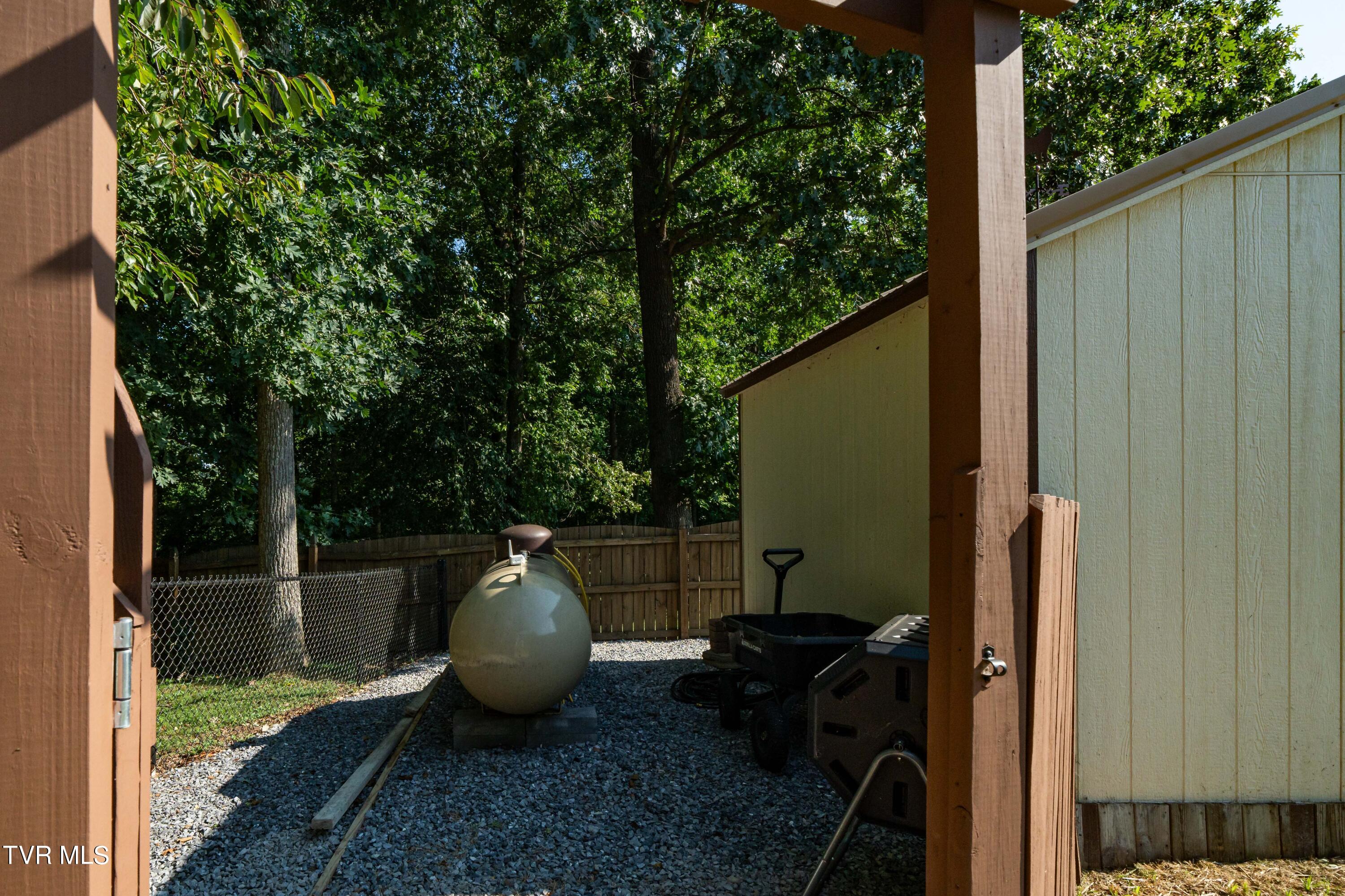 201 Reece Court North Jonesborough, TN 37659 - Photo 42 of 55 201 Reece Ct N (10 of 56)