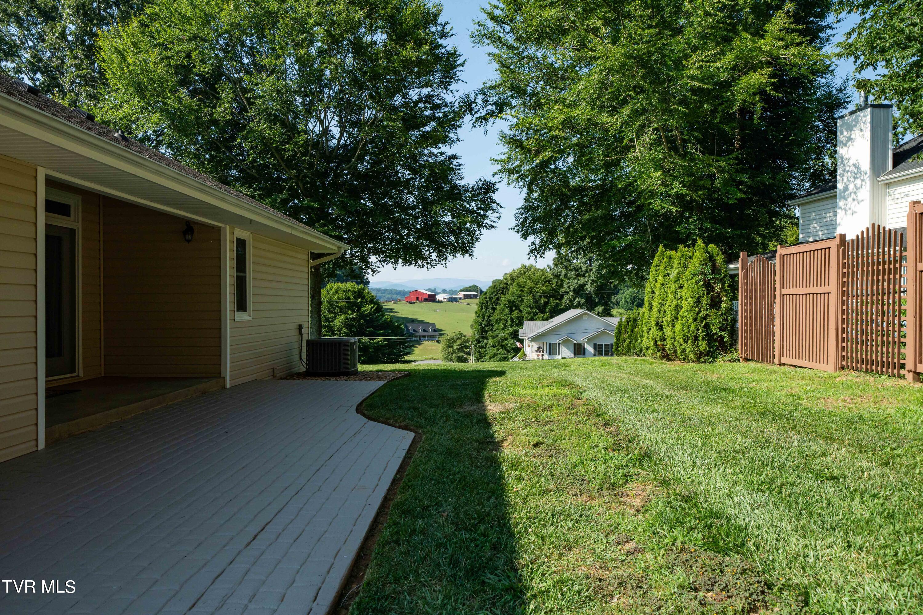 201 Reece Court North Jonesborough, TN 37659 - Photo 44 of 55 201 Reece Ct N (12 of 56)