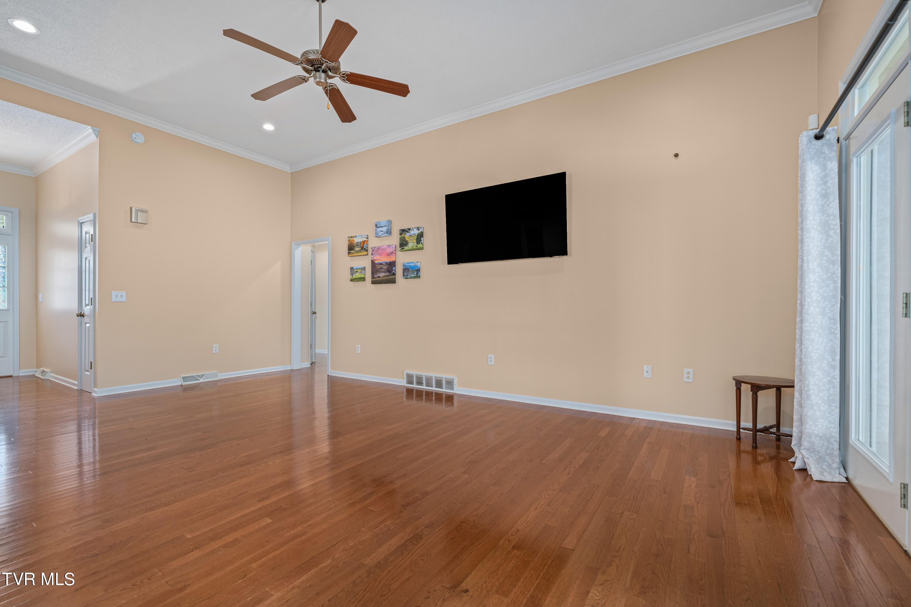 201 Reece Court North Jonesborough, TN 37659 - Photo 8 of 55 201 Reece Ct N (23 of 56)