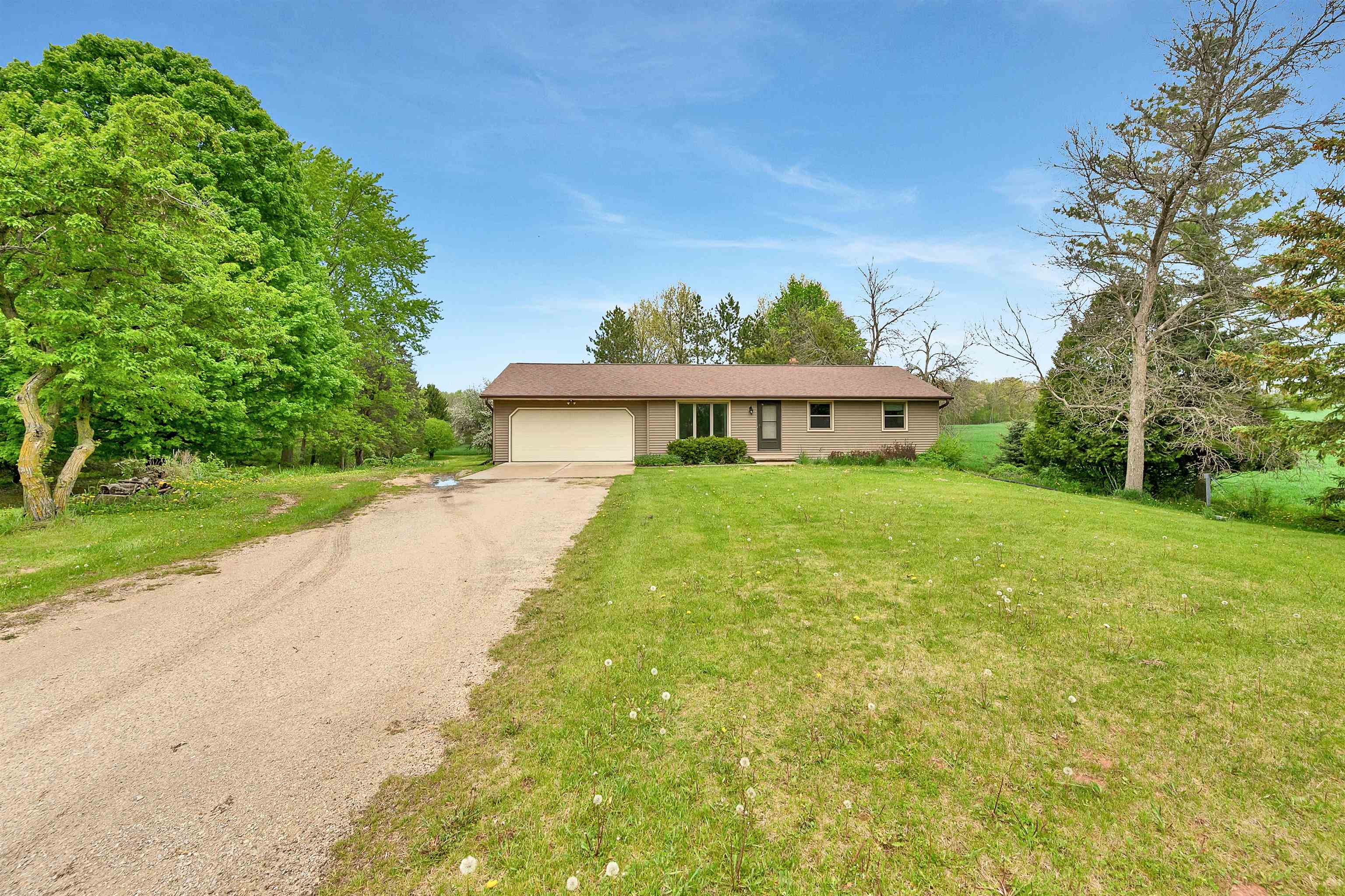 2205 School Road De Pere, WI 54115 - Photo 34 of 48