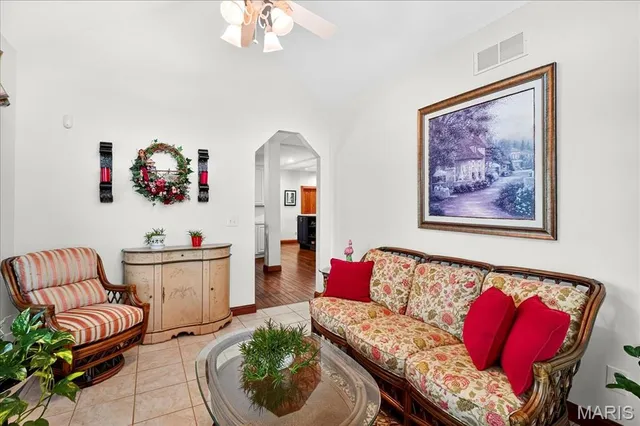 $949,000 | 1676 Lancaster Drive, O'Fallon, IL 62269