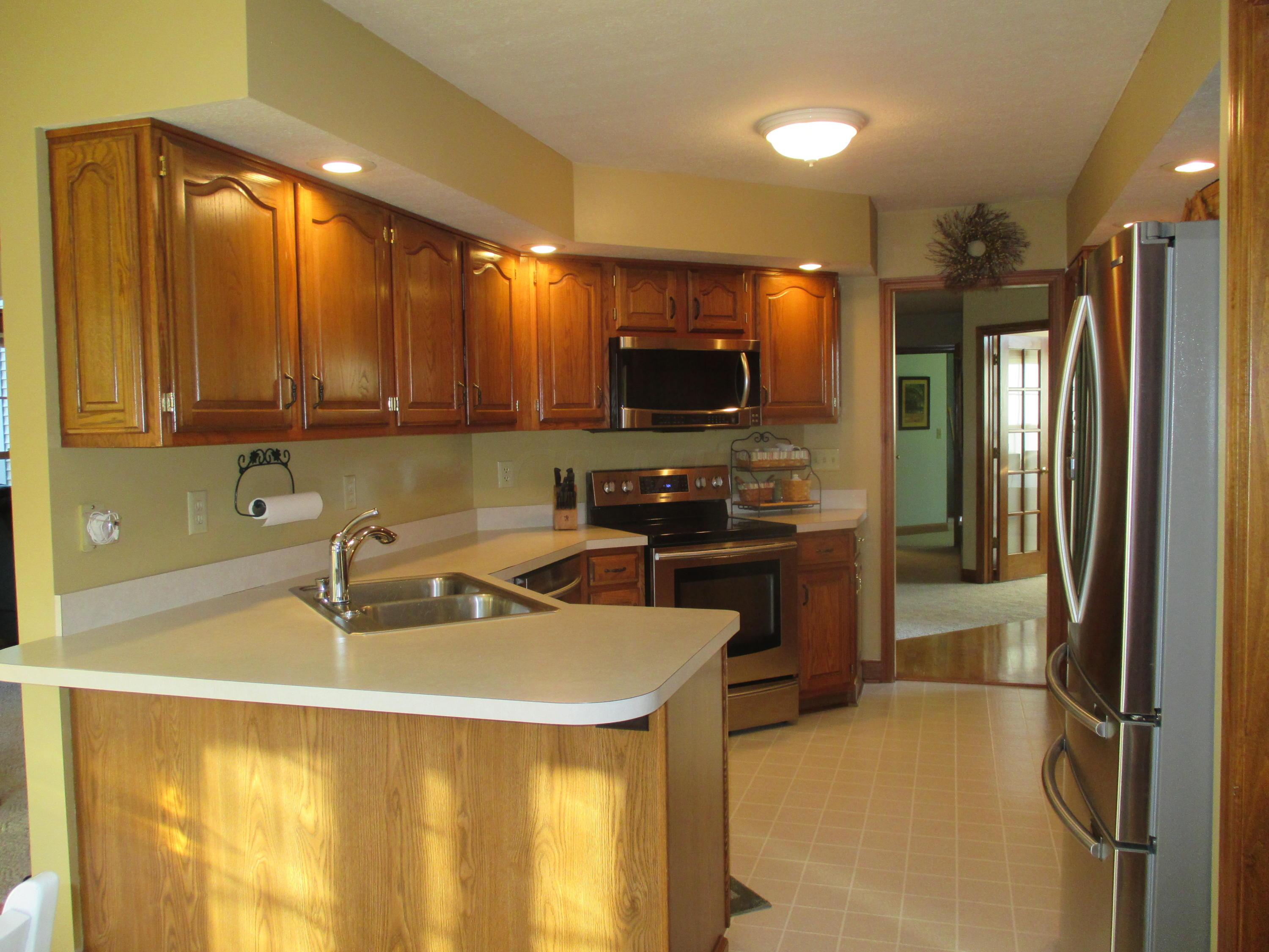 1450 Ginder Road Northwest Lancaster, OH 43130 - Photo 8 of 18 Gallery Image 8