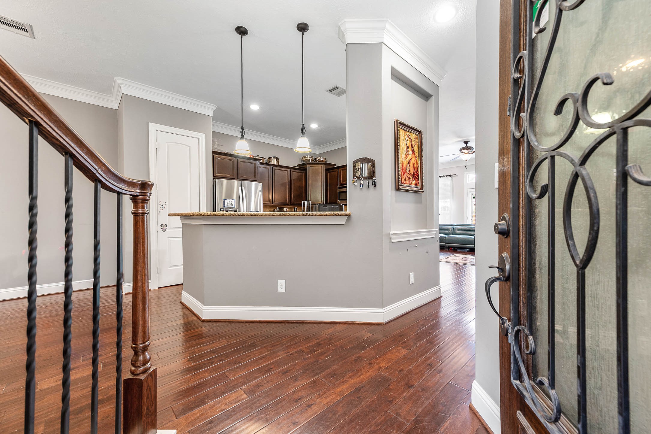 5516 Kiam Street Houston, TX 77007 - Photo 2 of 26